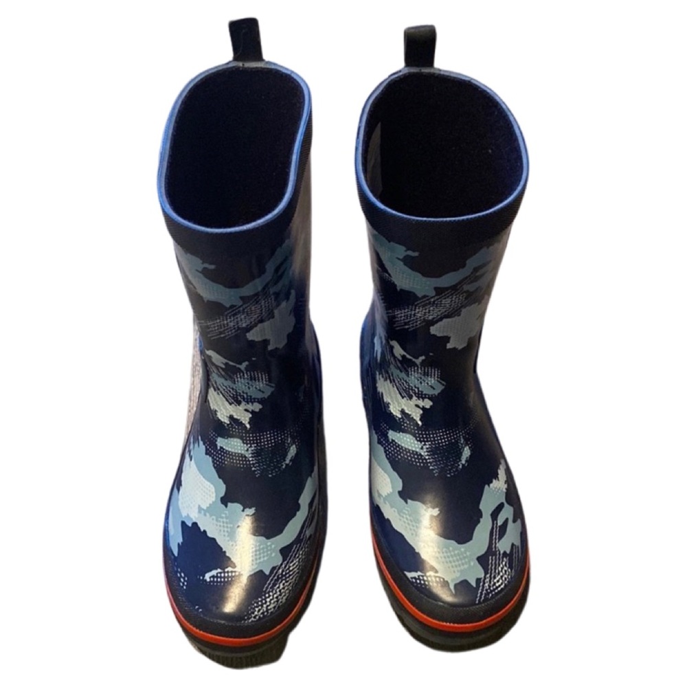 George boys Video themed boots. Size: 11
